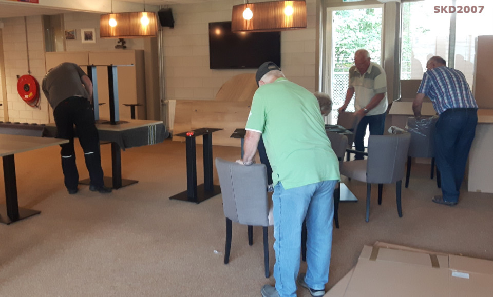 03 uitpakken en assembleren