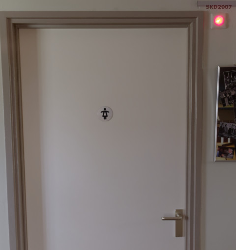 P6152535 toilet bezet web97